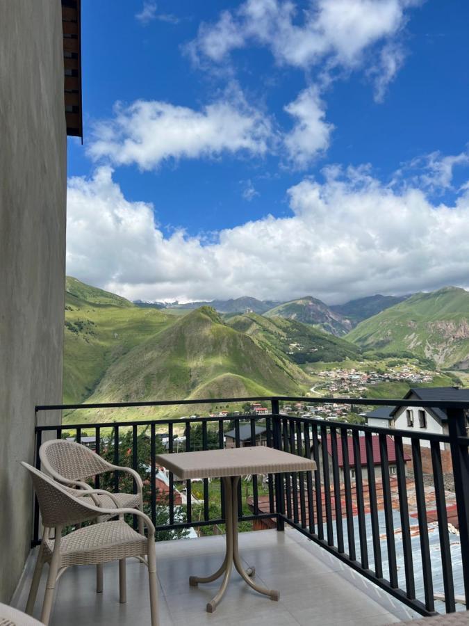 Planet Kazbegi Hotell Eksteriør bilde