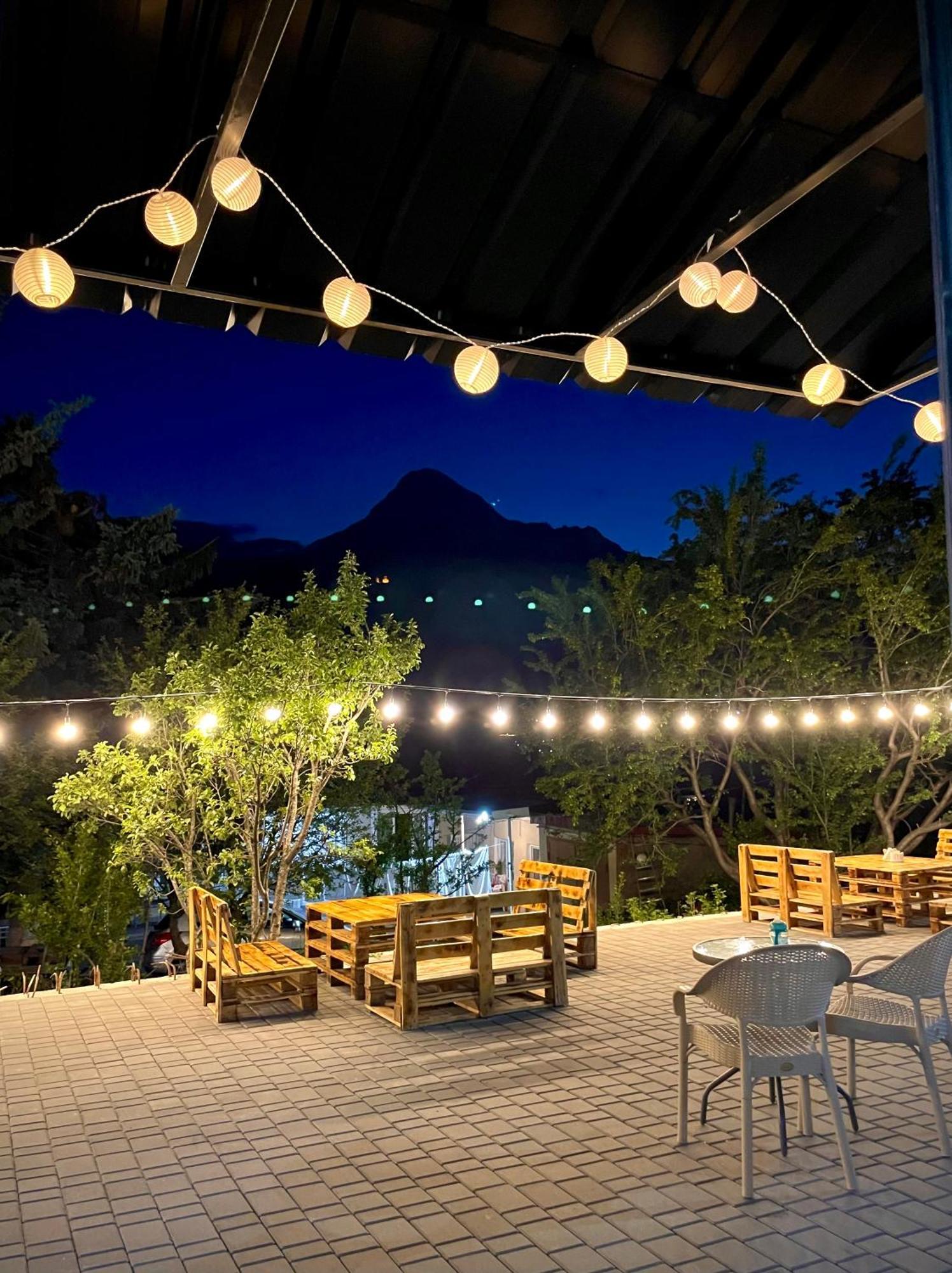 Planet Kazbegi Hotell Eksteriør bilde