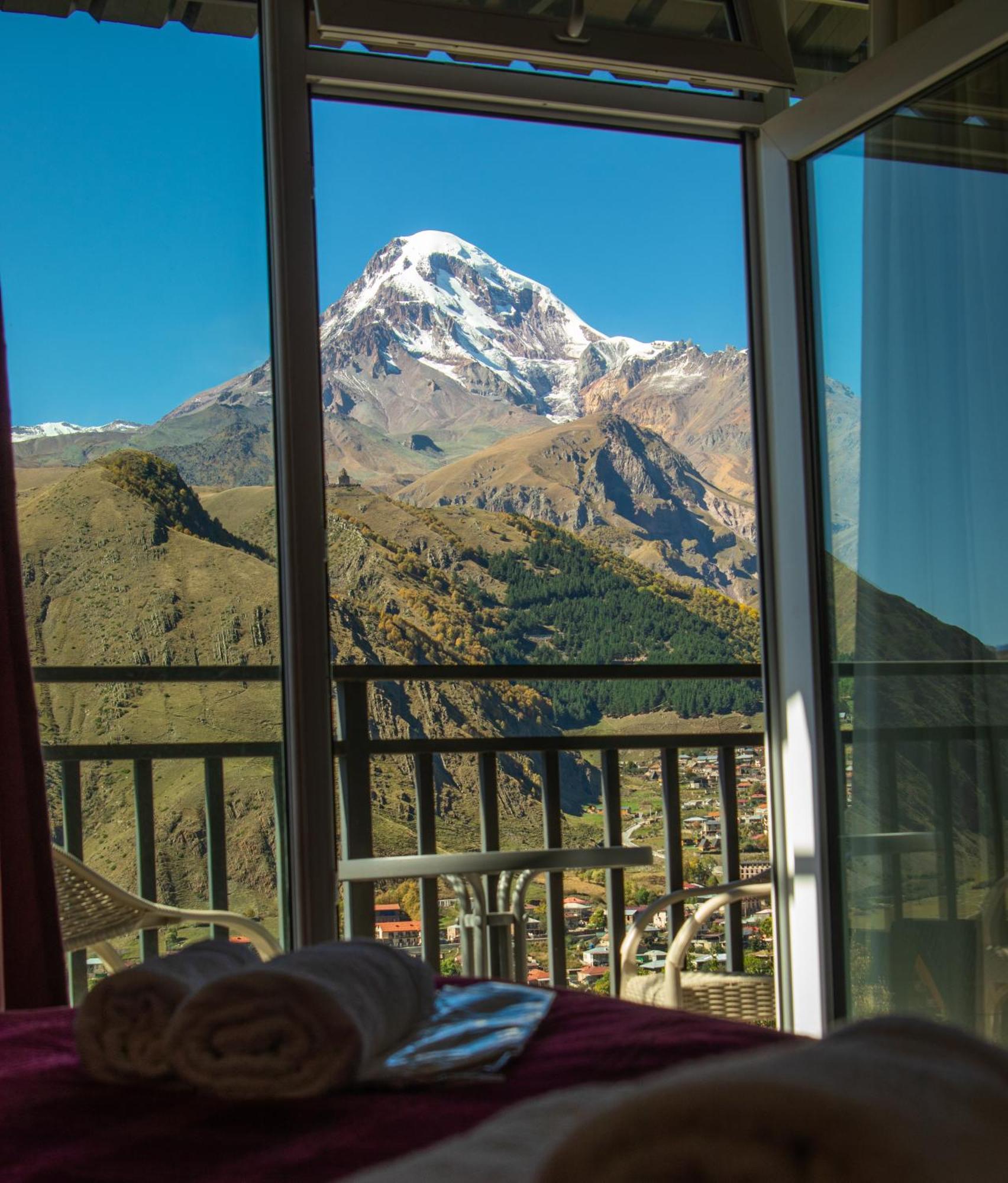 Planet Kazbegi Hotell Eksteriør bilde